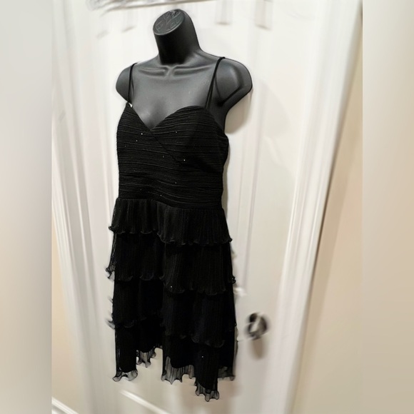 Alex Evenings Black Tiered Evening Cocktail Dress 12 - Picture 6 of 10